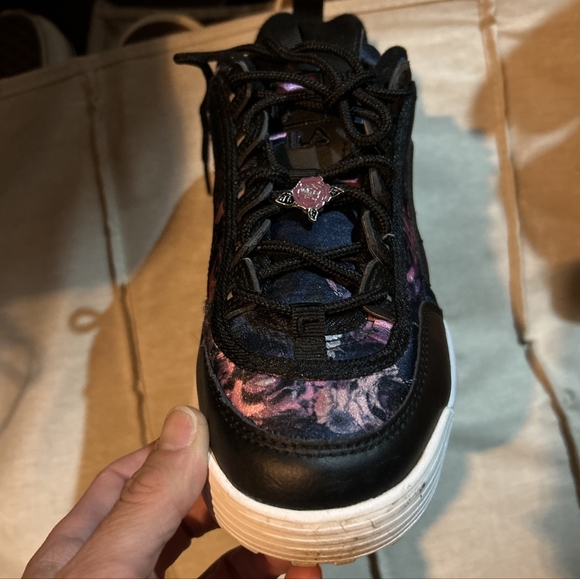 Fila Women's Platform Sneaker with Enamel Rose Closure - Picture 2 of 10